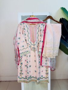 Boutique readymade three piece set – LNL251215