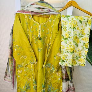 Pakistani inspired three piece set LNL251232